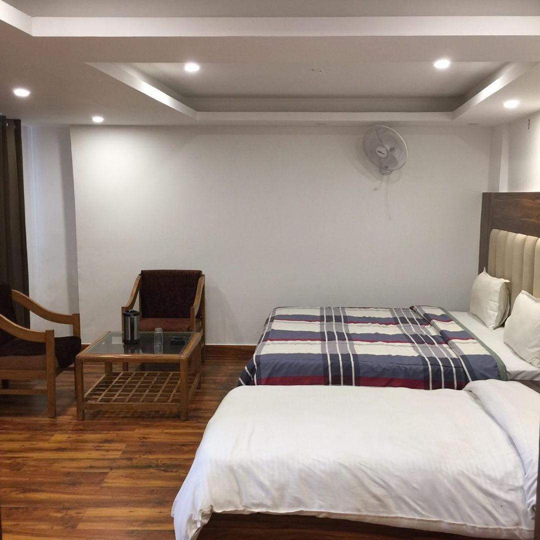 Castle View Hotel Mussoorie Exterior photo