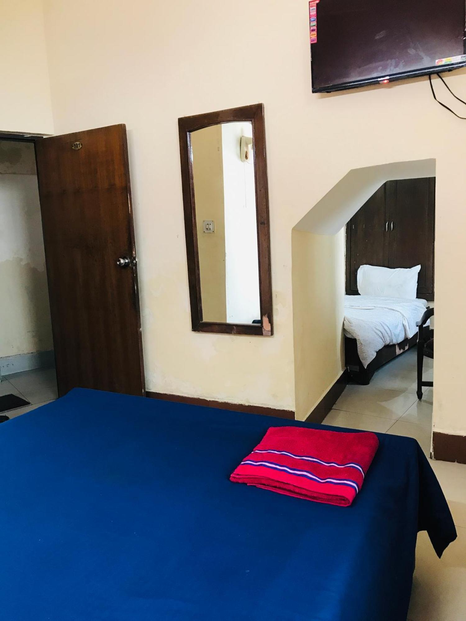 Castle View Hotel Mussoorie Room photo